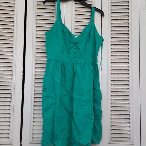 green emerald velvet dress Cynthia Rowley Sleeveless Bonded Midi Dress main image 0
